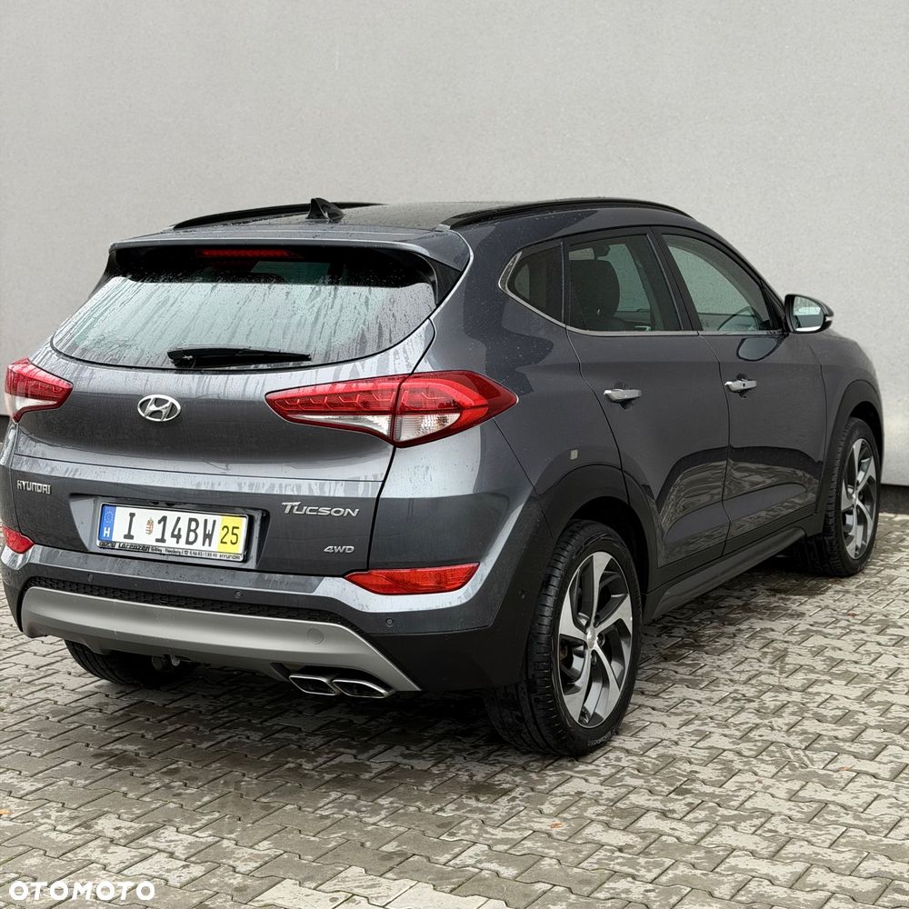 Hyundai Tucson 2.0 CRDI 4WD Automatik Premium - 12