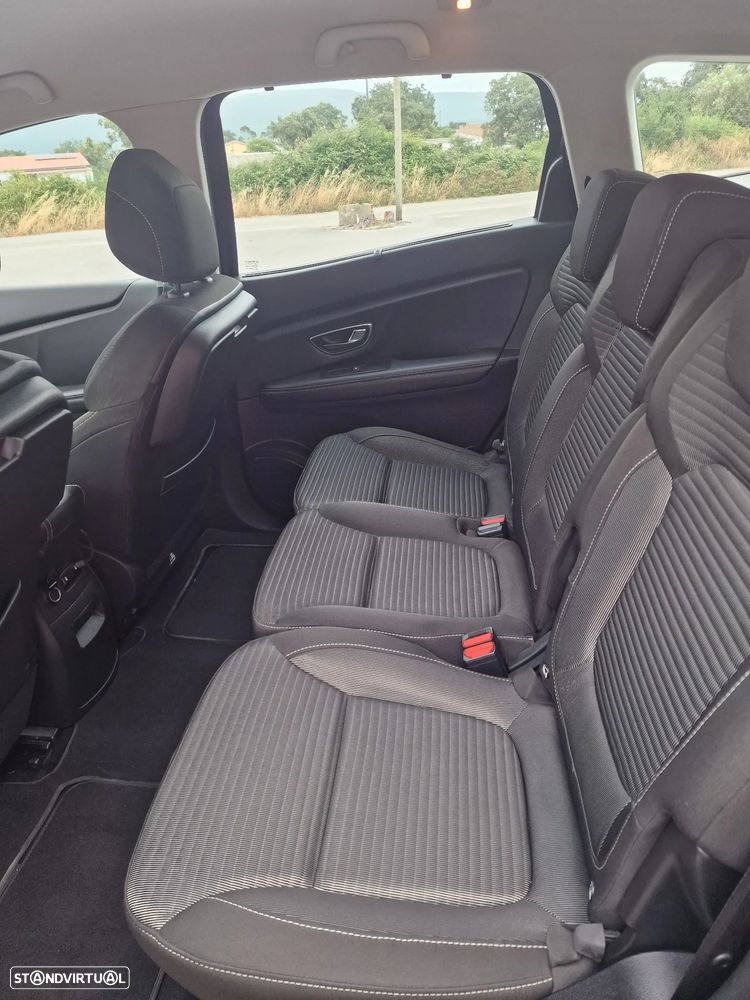 Renault Grand Scénic ENERGY dCi 110 EDC EXPERIENCE - 12