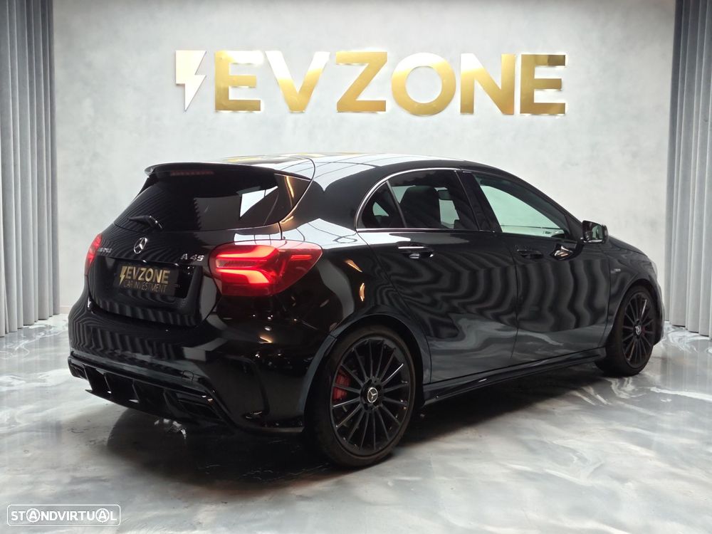 Mercedes-Benz A 45 AMG 4-Matic - 6