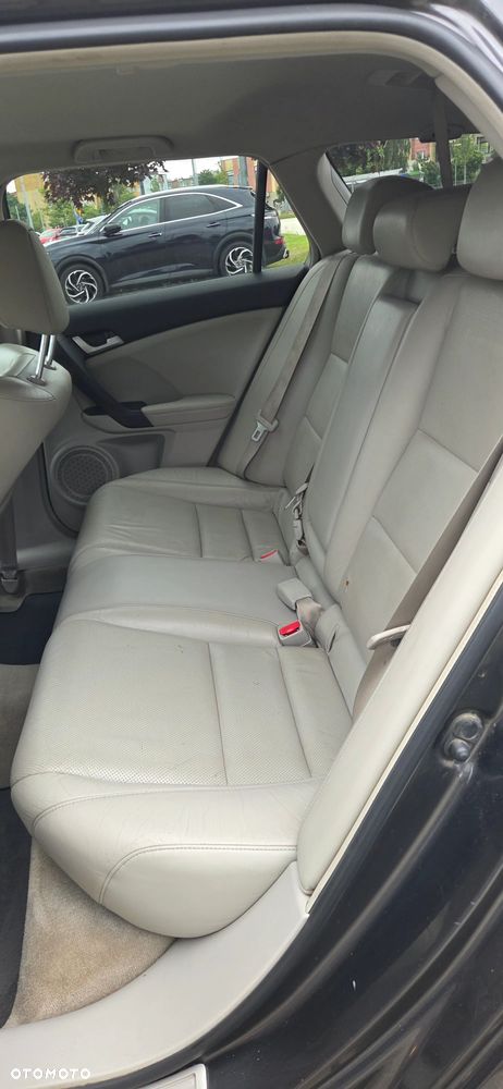 Honda Accord 2.2d Executive - 8