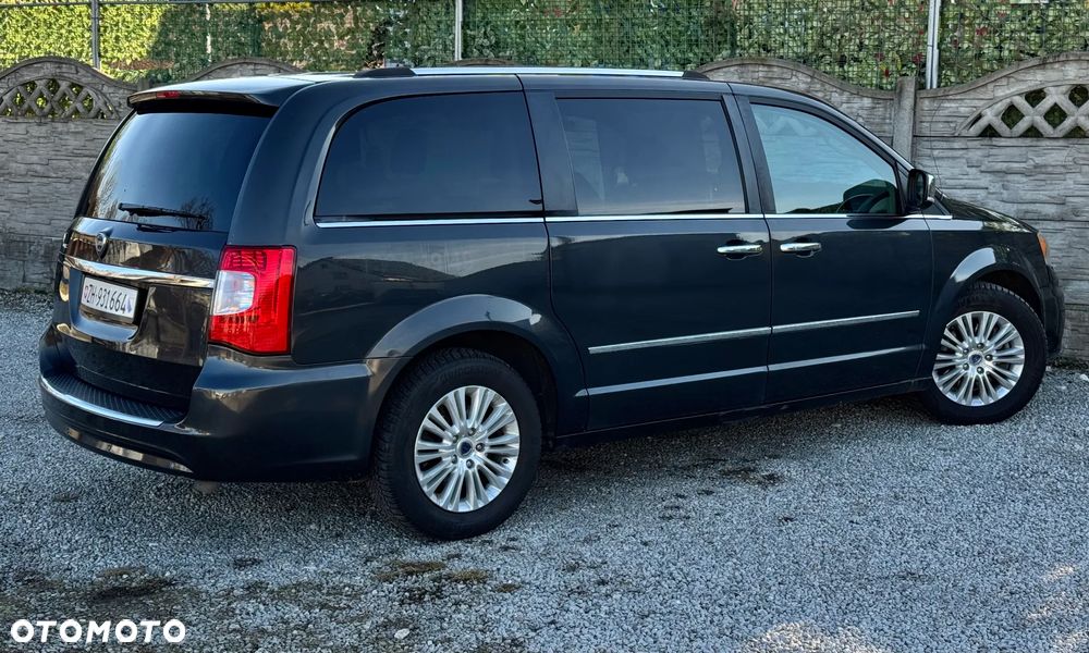 Lancia Voyager 2.8CRD Platinum - 15