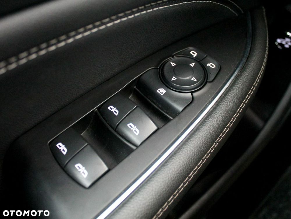 Opel Insignia - 31