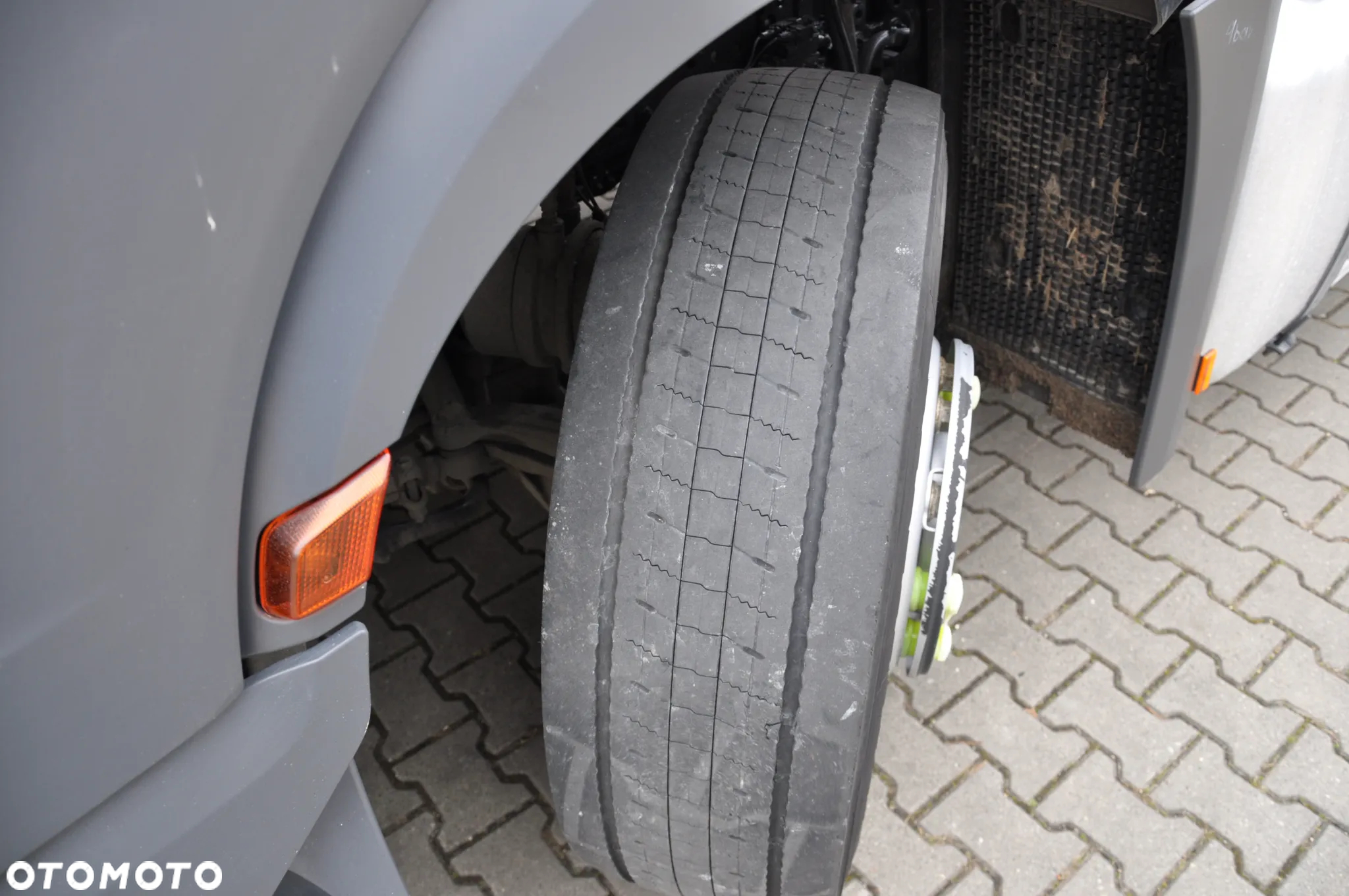 Mercedes-Benz Actros bez retardera - 10
