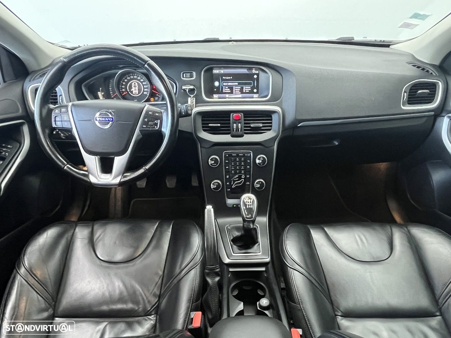 Volvo V40 1.6 D2 Eco Momentum - 11
