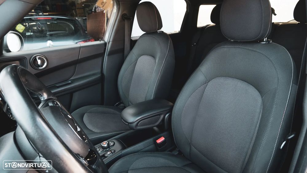 MINI Countryman One D - 29