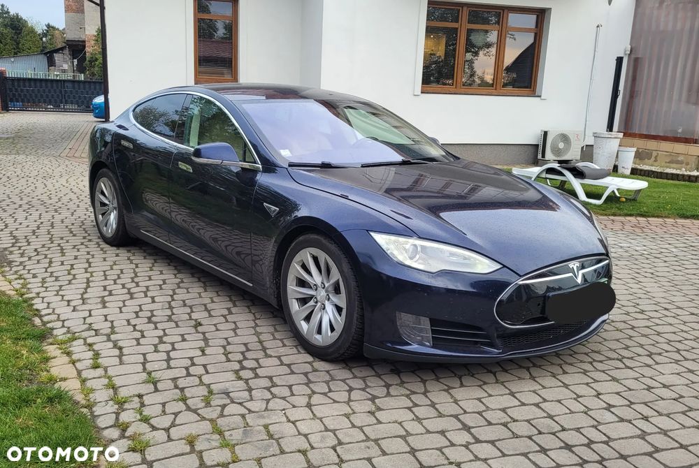 Tesla Model S 85 - 3