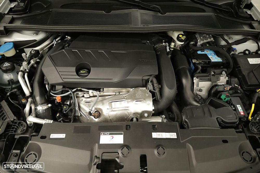 Peugeot 308 1.6 Hybrid Allure Pack e-EAT8 - 24