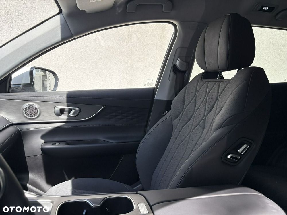 Chery Tiggo 8 - 16