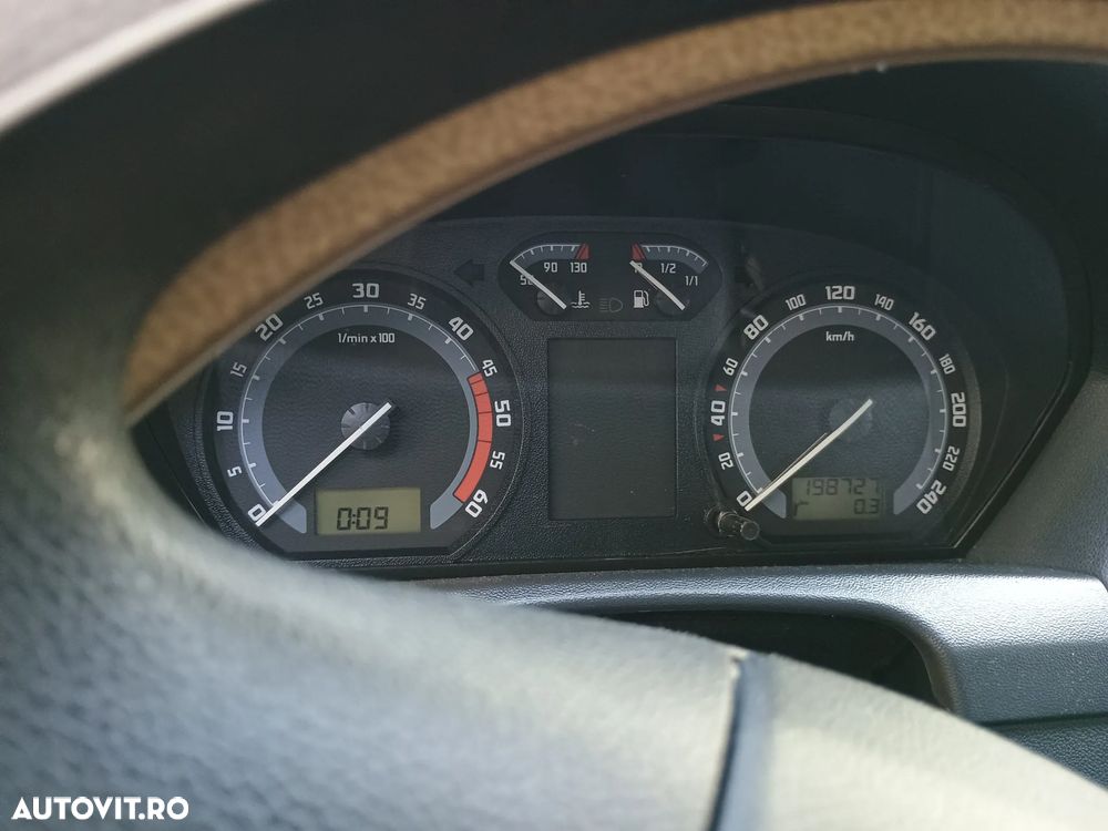 Skoda Fabia - 7