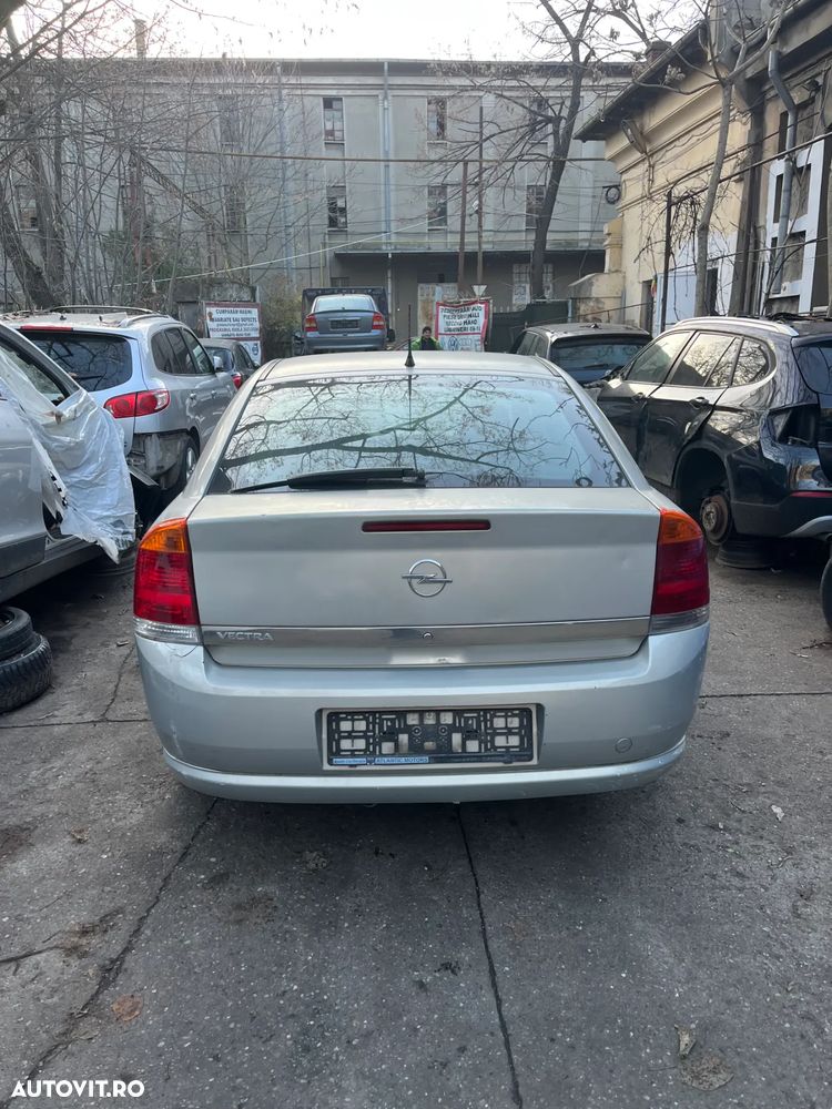 Dezmembrez Opel Vectra C facelift sedan 2005 benzina - 7