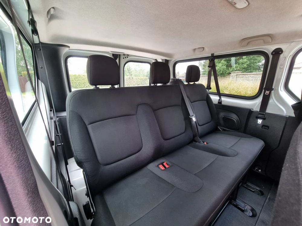Renault Trafic - 19