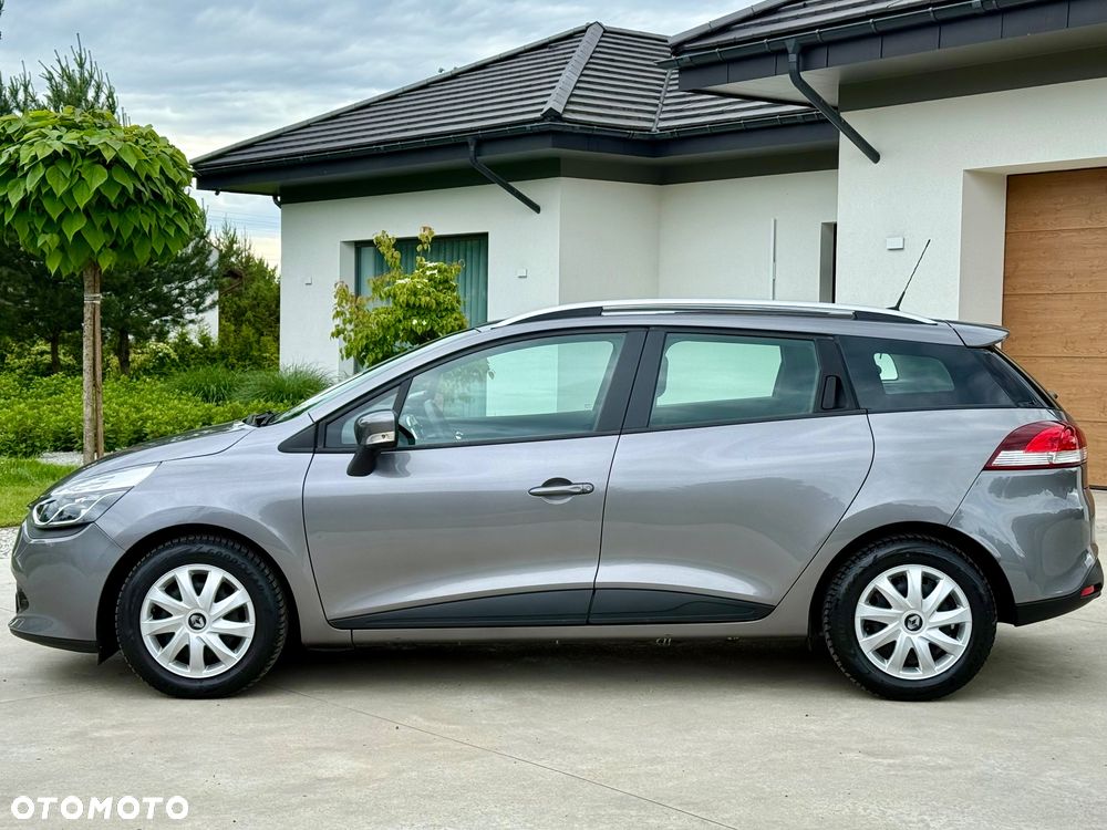 Renault Clio 1.2 16V 75 Experience - 11