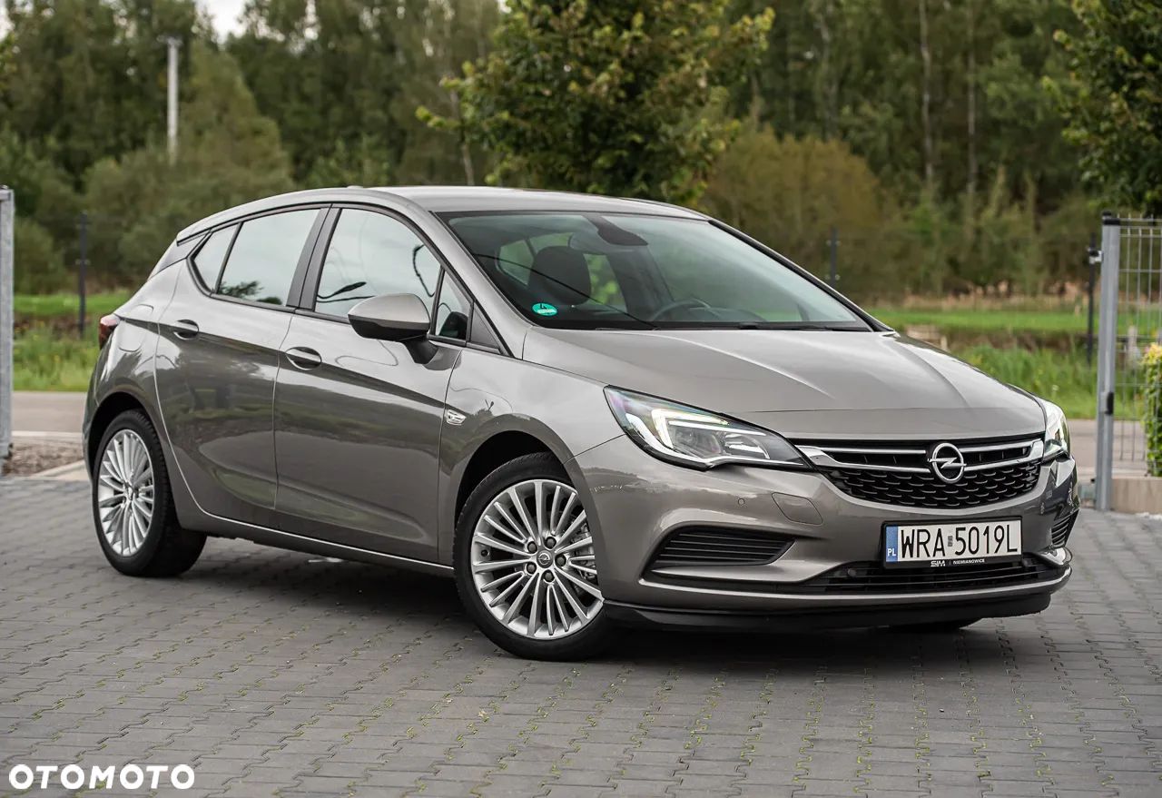 Opel Astra - 1