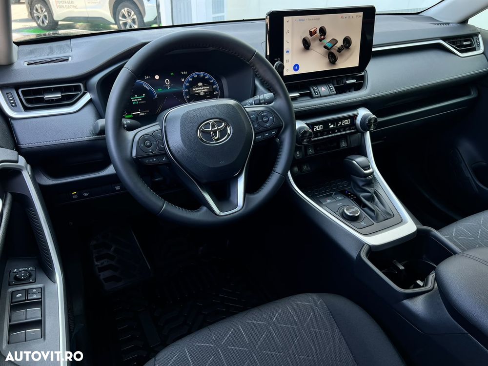 Toyota RAV4 - 9