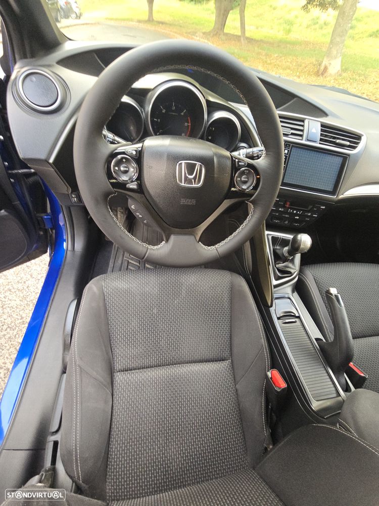 Honda Civic 1.6 i-DTEC Comfort Navi - 17