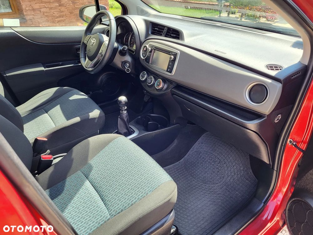 Toyota Yaris 1.33 Premium - 13