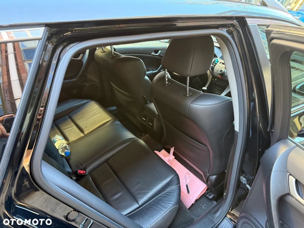 Honda Accord 2.0 Executive Nav - 5