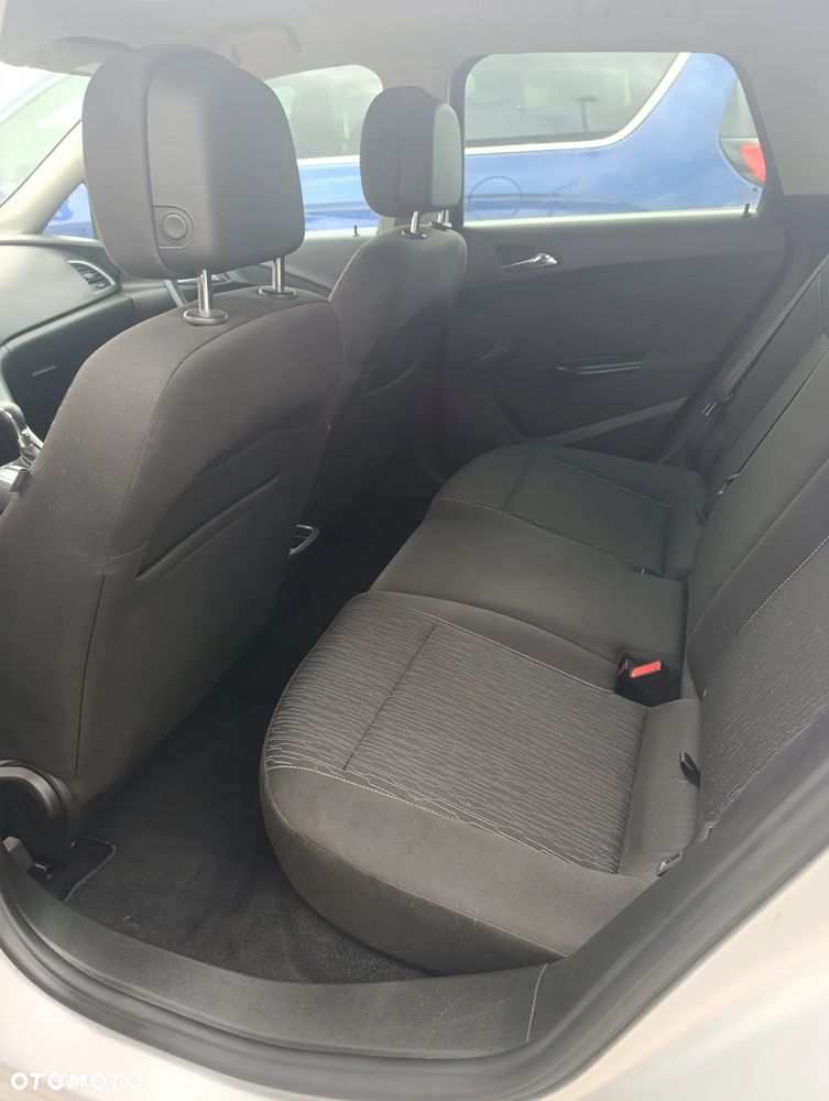 Opel Astra 1.4 T Sport - 4