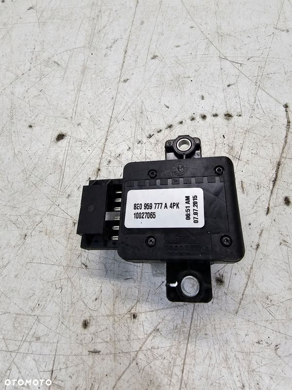 REGULACJA FOTELA AUDI A1 A3 A4 A5 A6 A7 Q2 Q3 Q5 Q7 8E0959777A 4PK - 3