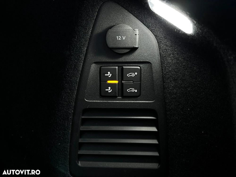 Volkswagen Touareg V6 TDI 4MOTION R-Line - 28