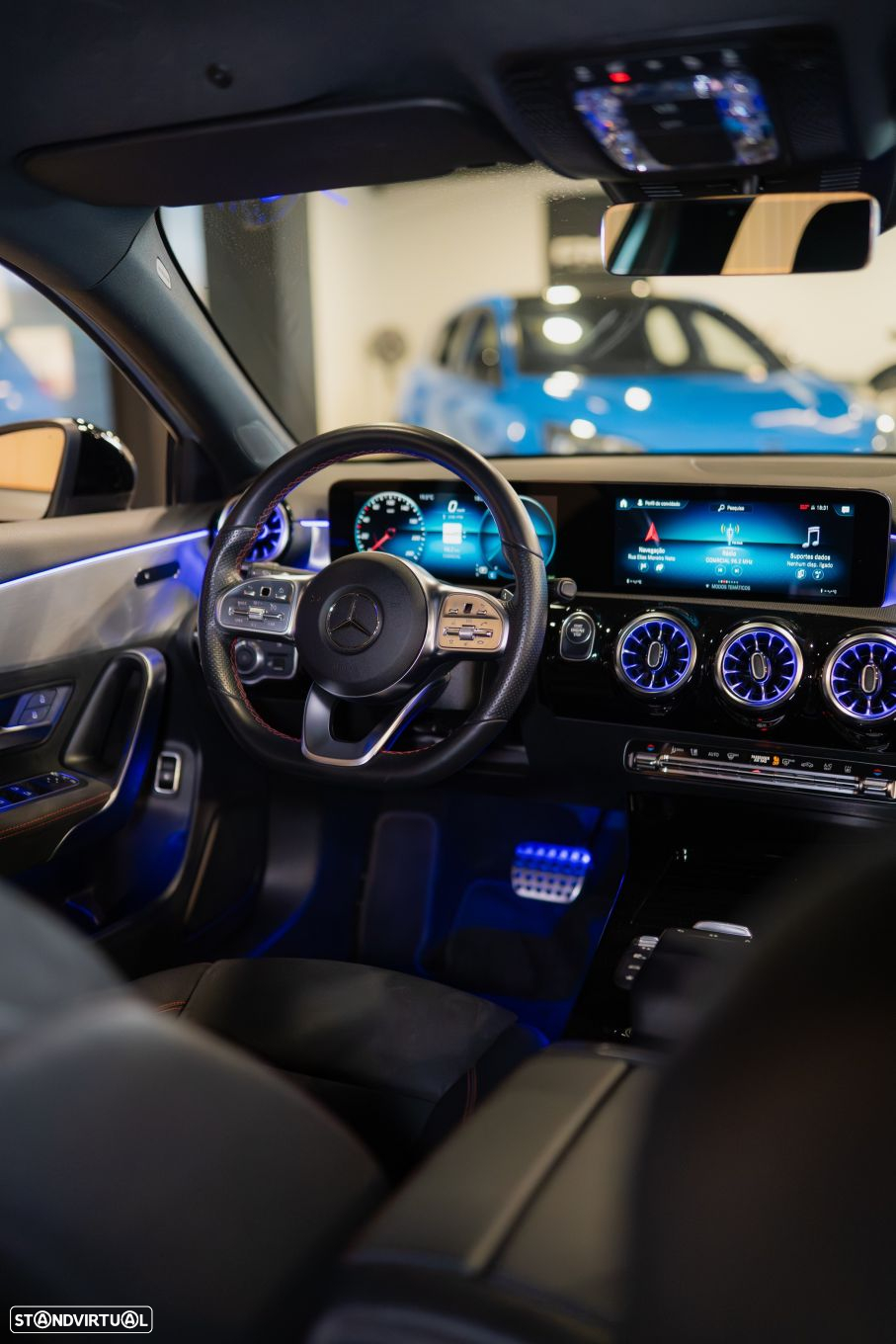 Mercedes-Benz A 250 Limousine e AMG Line - 27