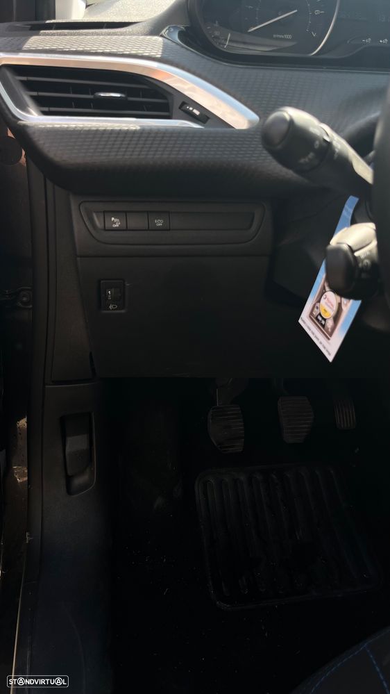 Peugeot 2008 PureTech 82 Allure - 11