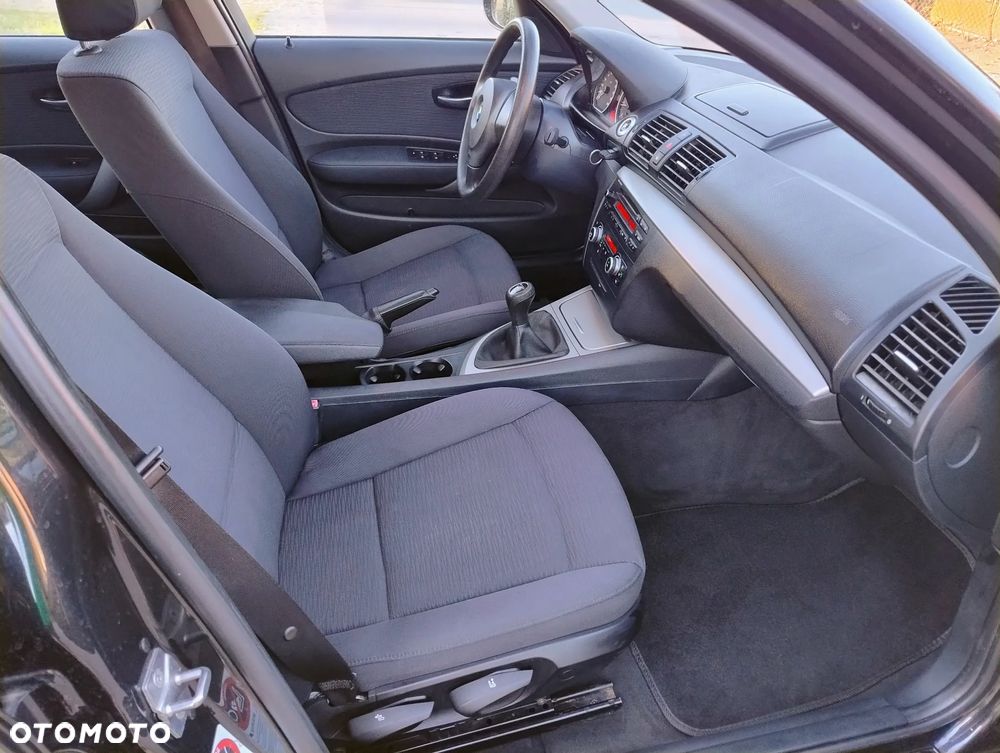BMW Seria 1 118i - 7