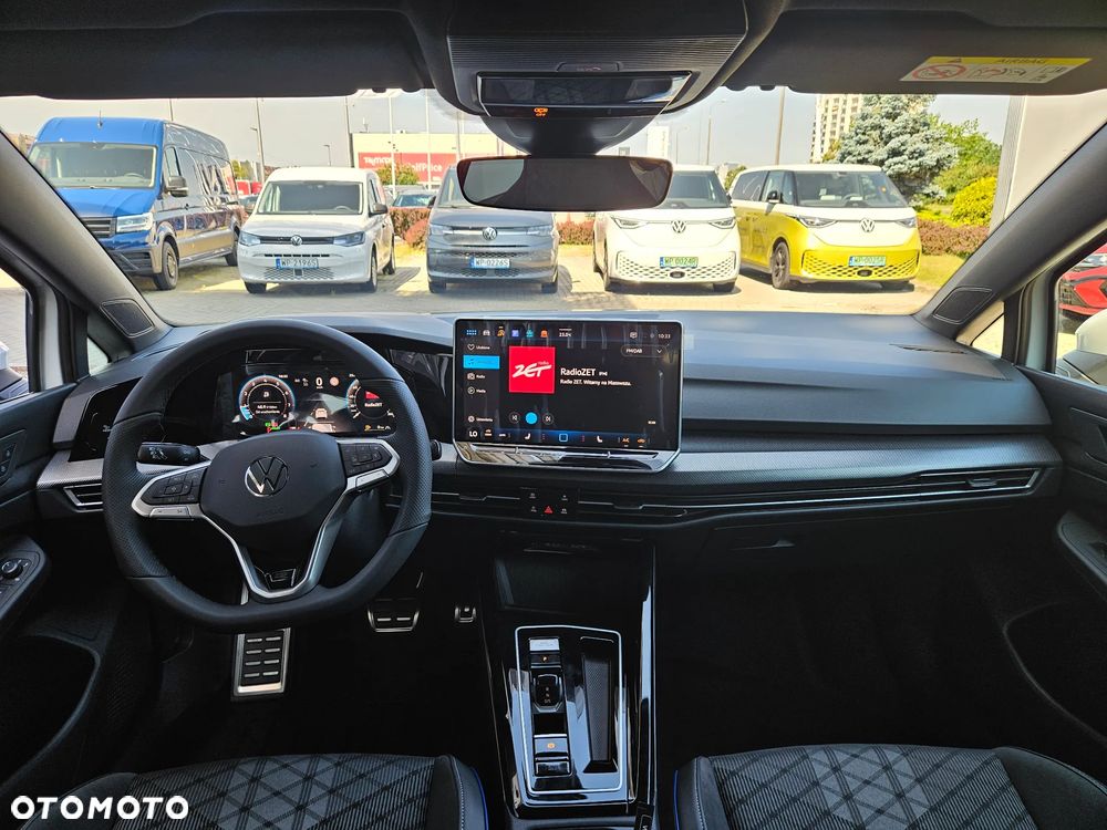 Volkswagen Golf 1.5 eTSI mHEV R-Line Plus DSG - 13