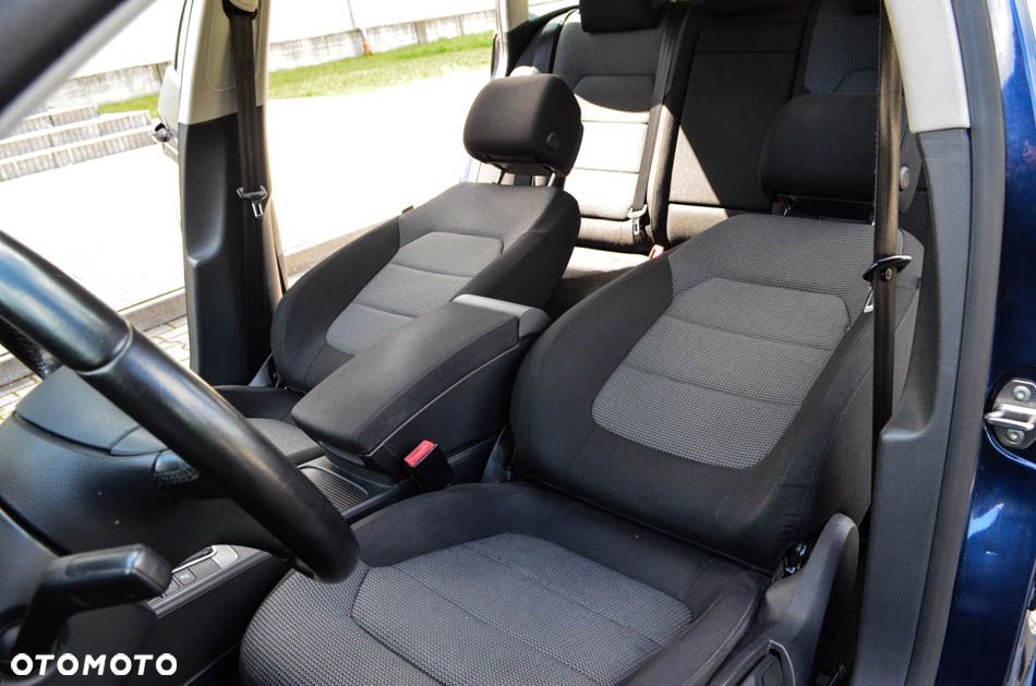 Volkswagen Passat Variant 2.0 Blue TDI SCR Comfortline - 38