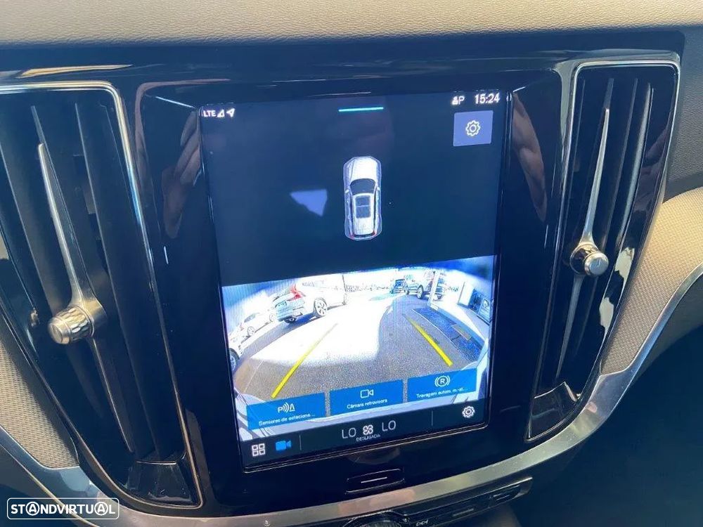 Volvo V60 2.0 T6 AWD TE Plus Dark - 19