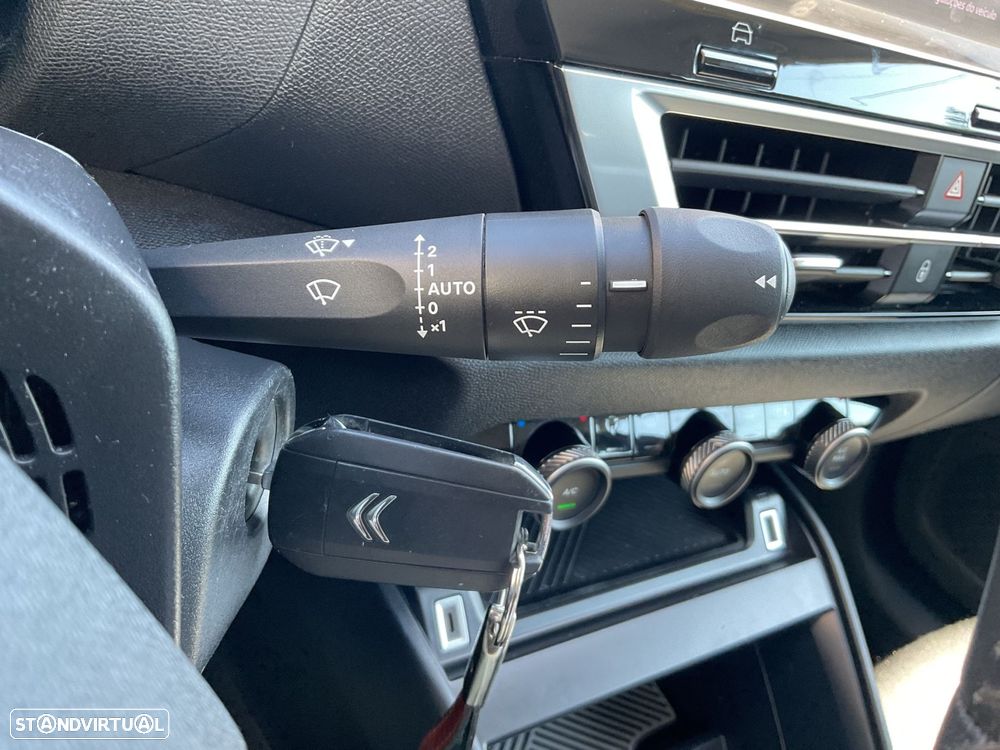 Citroën C4 1.2 PureTech Feel - 21