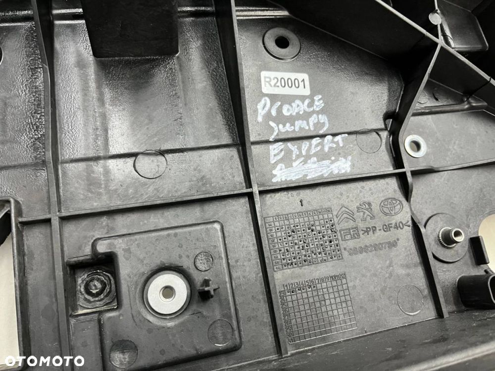 Pas przedni Citroen Jumpy Expert Scudo Vivaro C Zafira Life ProAce 16r.- wzmocnienie górne mocowanie - 9