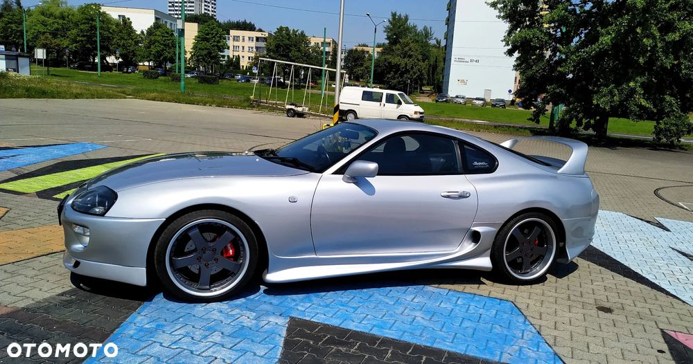Toyota Supra - 2