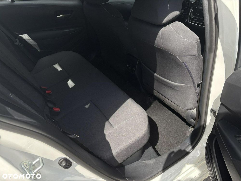 Toyota Corolla 1.8 Hybrid Comfort - 12