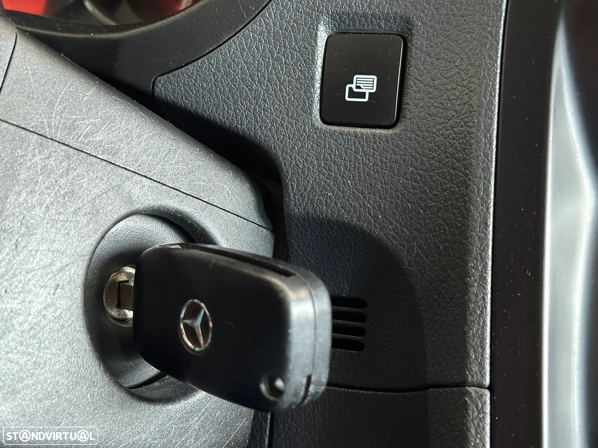 Mercedes-Benz Citan 109 CDi/27 GPS 3 Lug. IVA DEDUTÍVEL Nacional - 28
