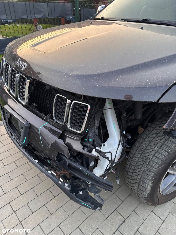 Jeep Grand Cherokee - 3