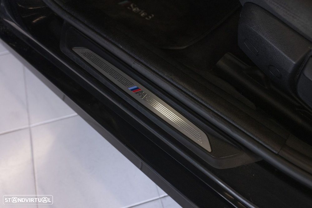 BMW 316 d Pack M - 21