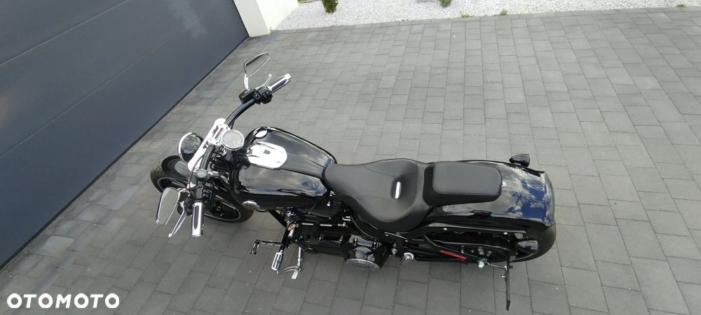 Harley-Davidson FXSB Breakout - 38