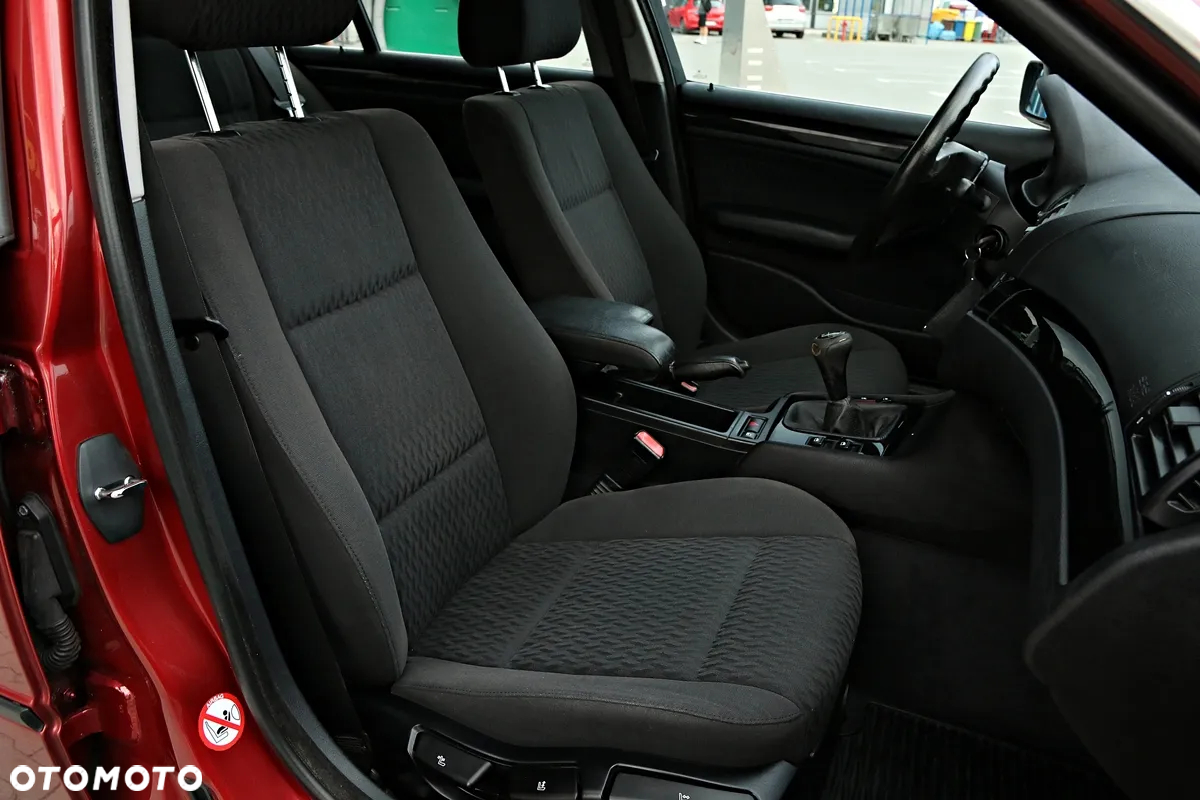 BMW Seria 3 - 27