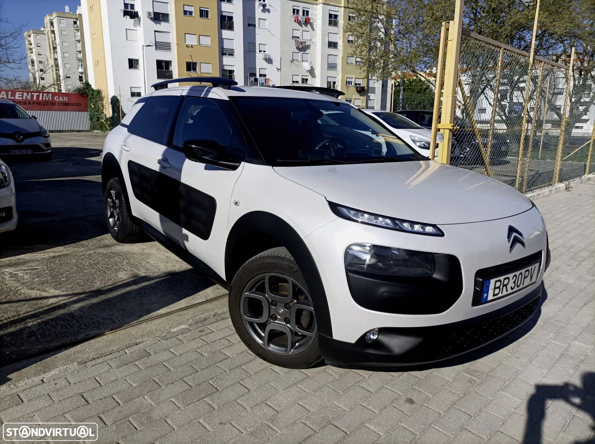 Citroën C4 Cactus VTi 82 Shine - 1