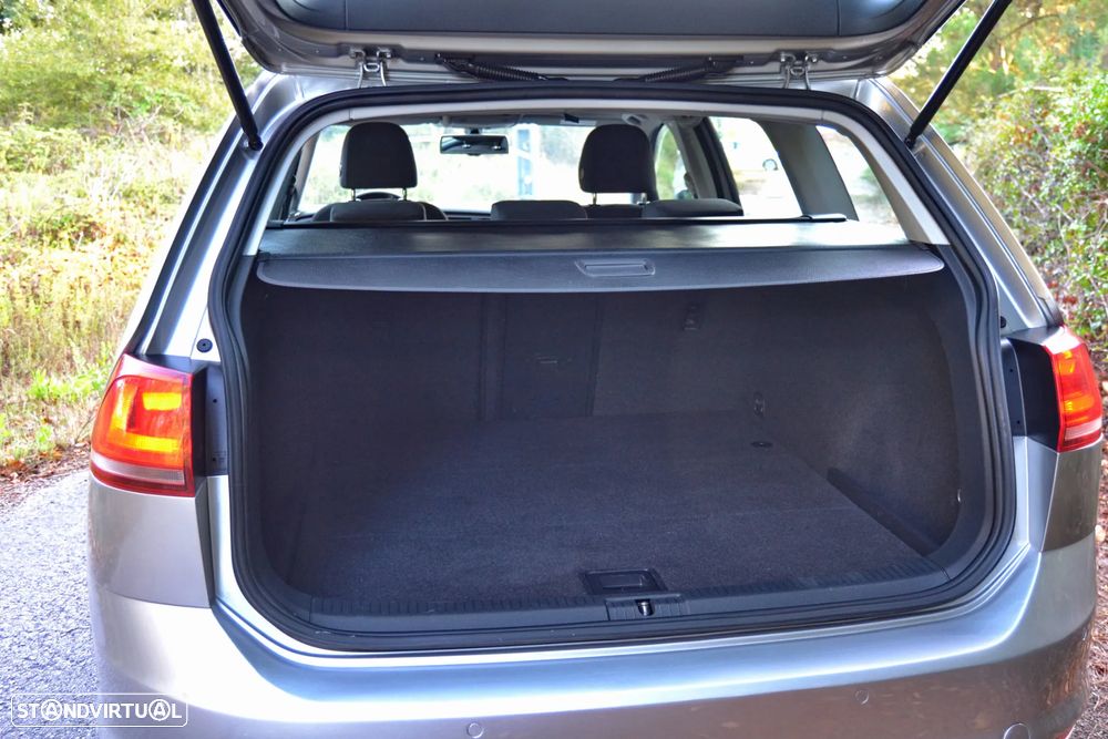 VW Golf Variant 1.6 TDi Trendline DSG - 9