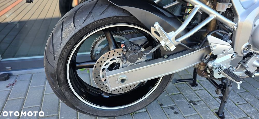 Yamaha FZ6 - 17