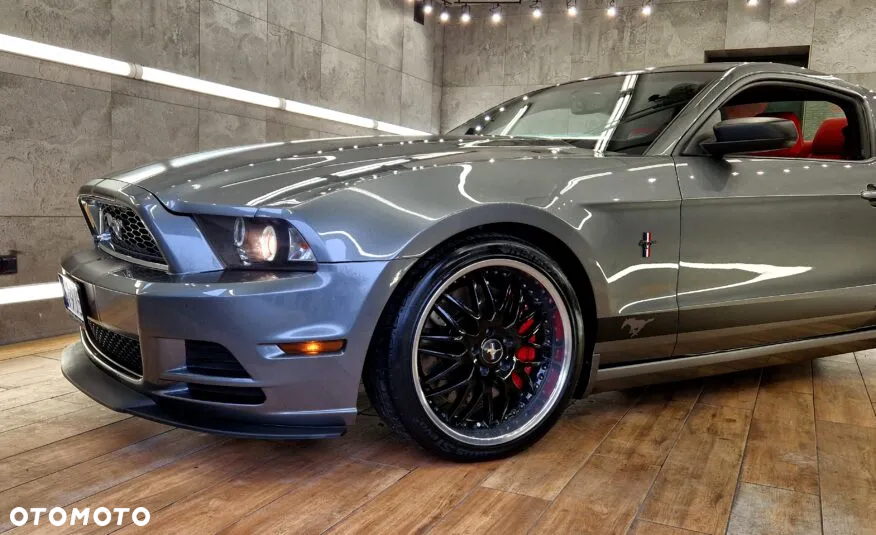 Ford Mustang 3.7 V6 Premium - 6