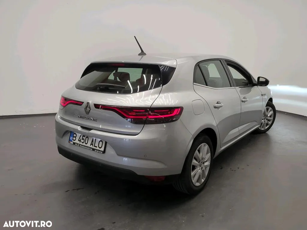 Renault Megane - 2