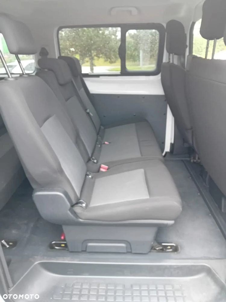 Toyota ProAce Kombi 2.0 D-4D Medium 2,8t - 11
