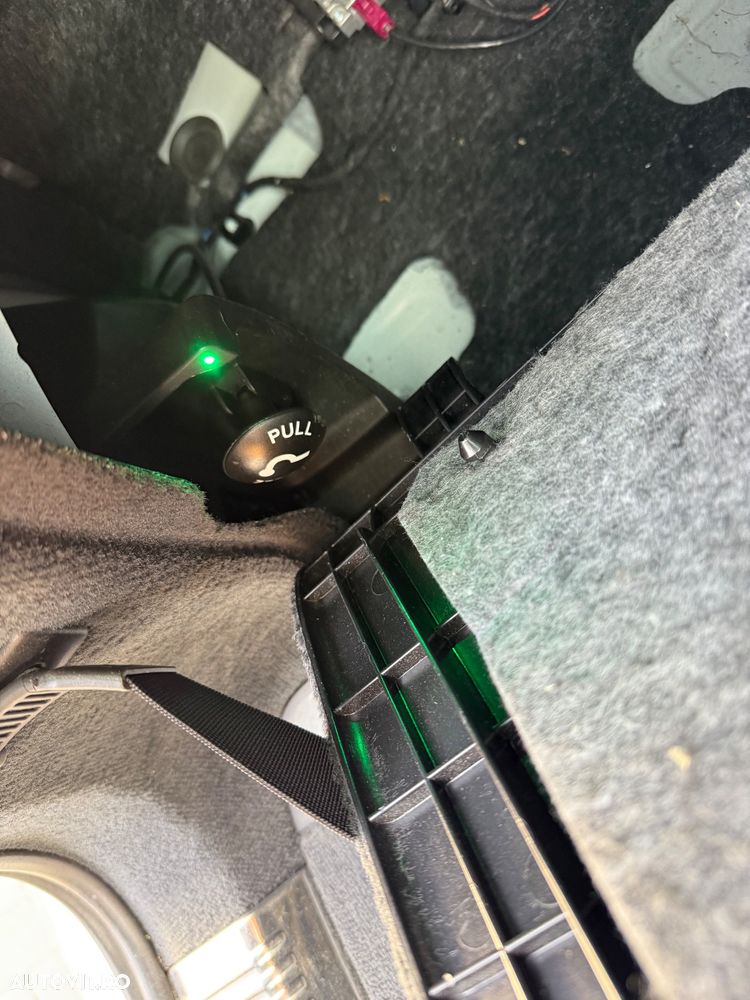 Audi A6 Avant 2.0 TDI Ultra S tronic - 15