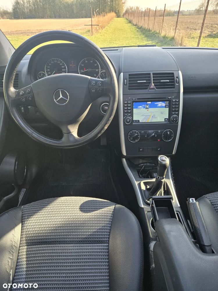 Mercedes-Benz Klasa A 160 Avantgarde Piccadilly - 16