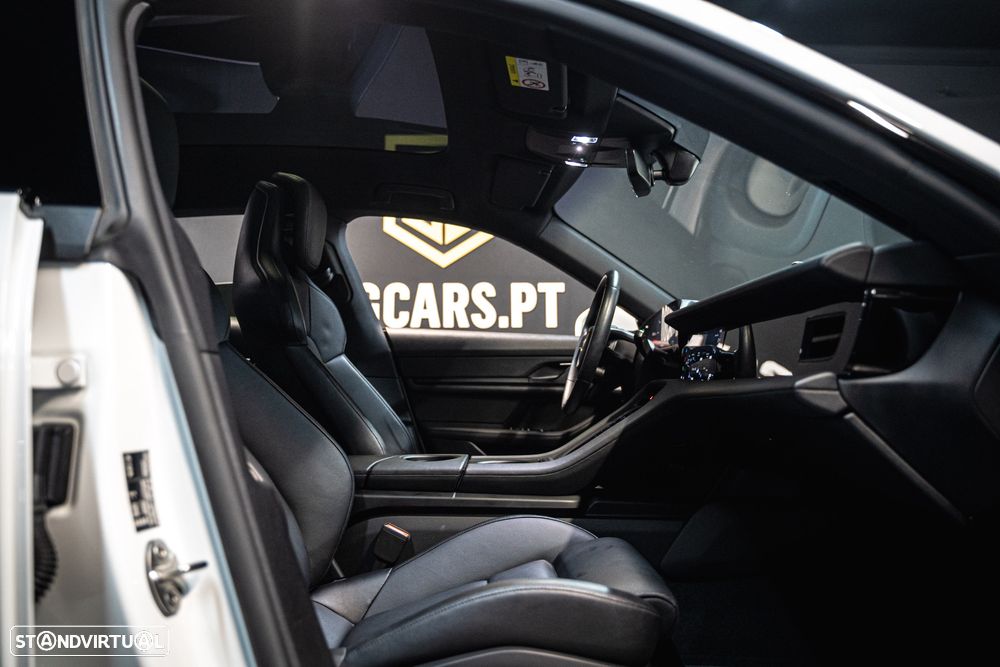 Porsche Taycan Cross Turismo 4S Sport bateria Performance Plus - 21