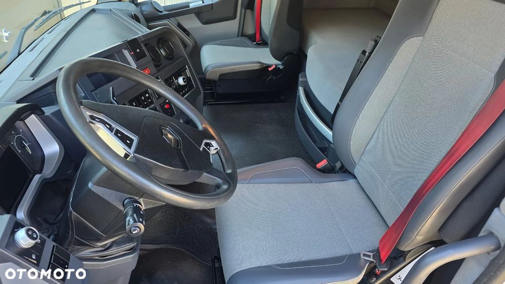 Renault T 430 6X2 - 18