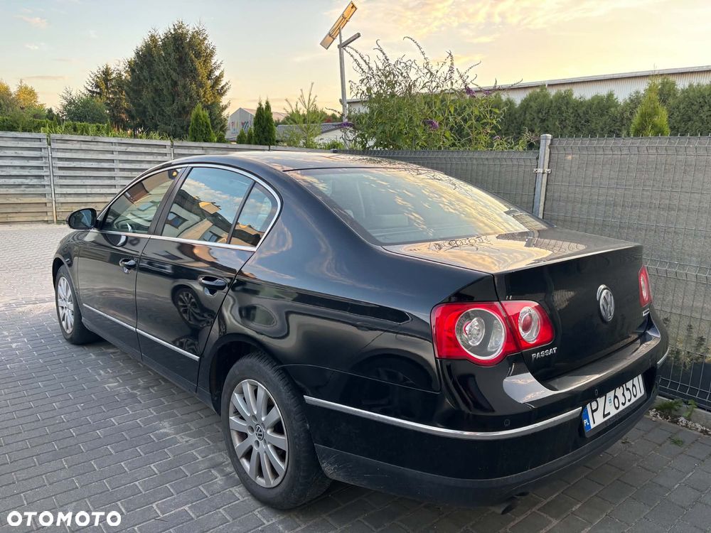 Volkswagen Passat 1.4 TSI Comfortline - 2